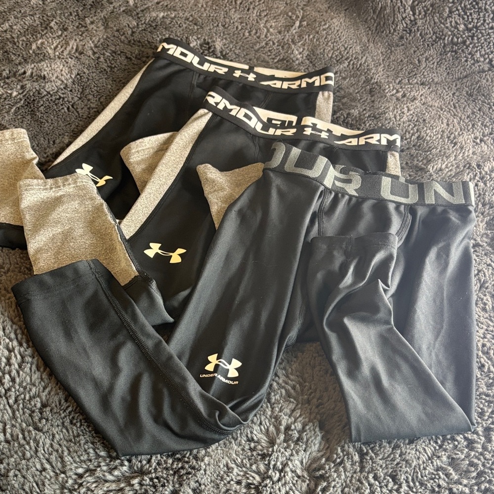 Under Armour Kids Black and Gray Performance Leggings Set
